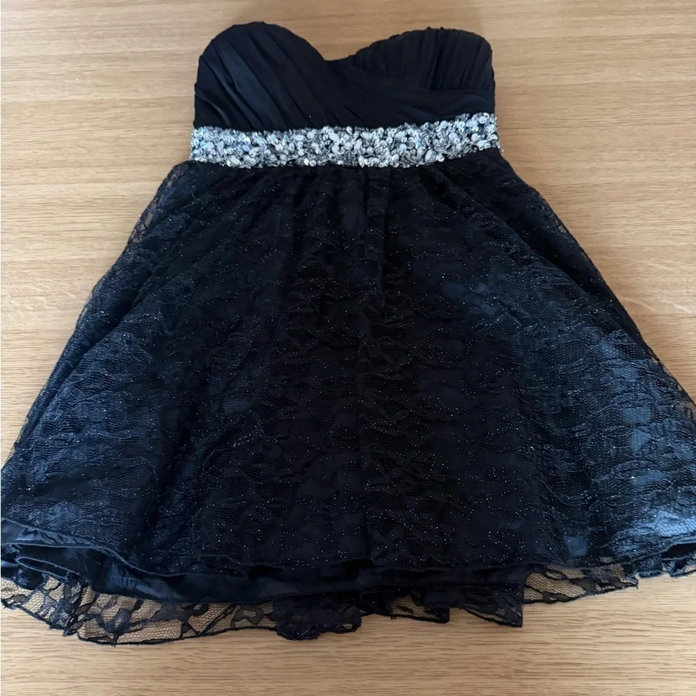 My Michelle Black Strapless Lace Cocktail Dress with Silver Waist Accents Size 5
